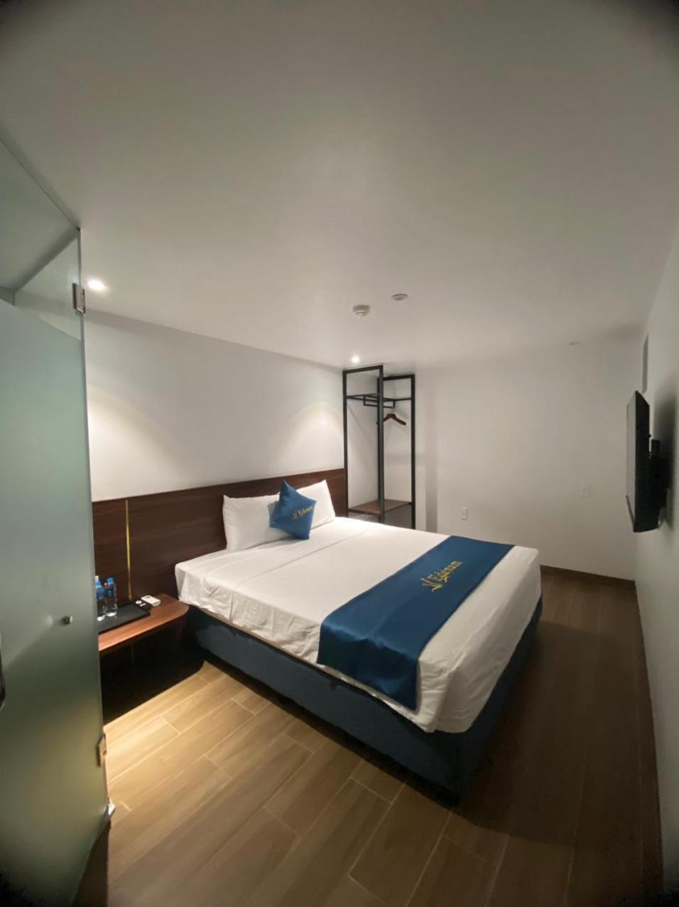 Elysinam Boutique Hotel Ha Long Quarto foto