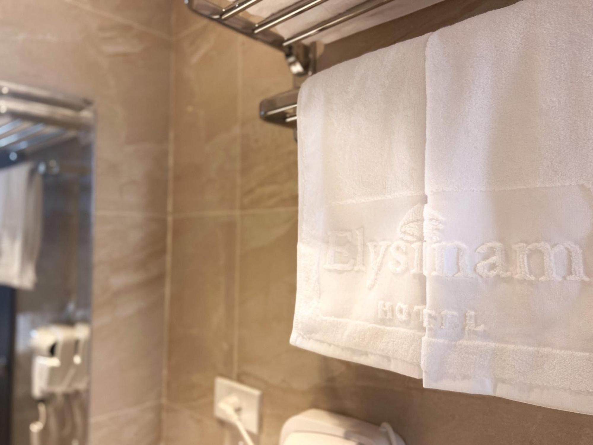 Elysinam Boutique Hotel Ha Long Quarto foto