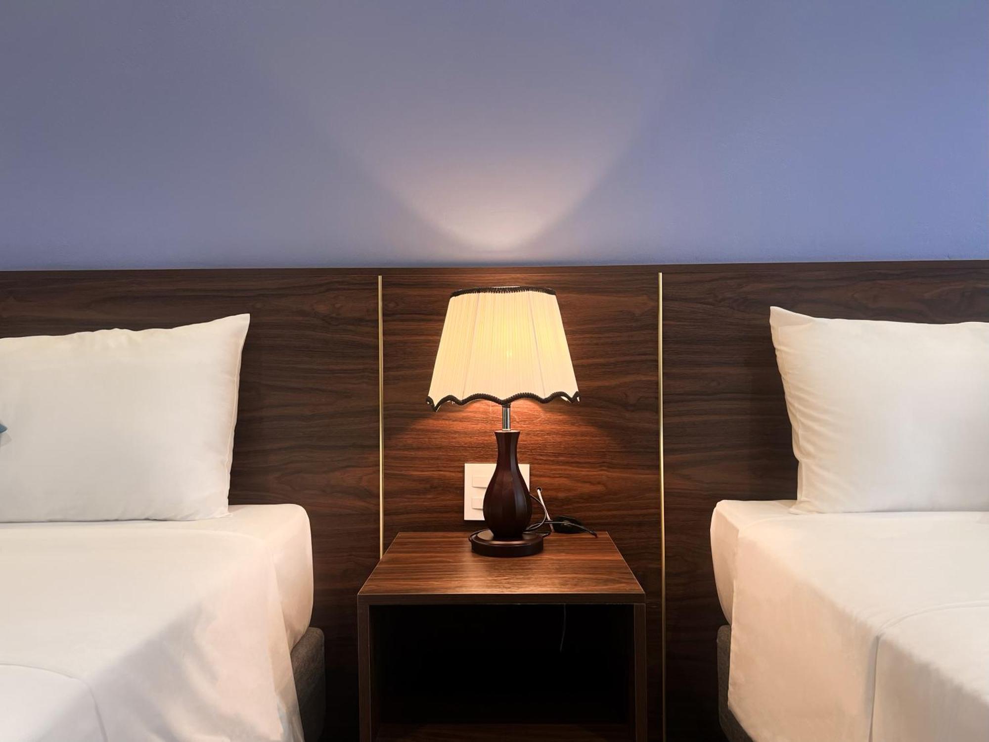 Elysinam Boutique Hotel Ha Long Quarto foto