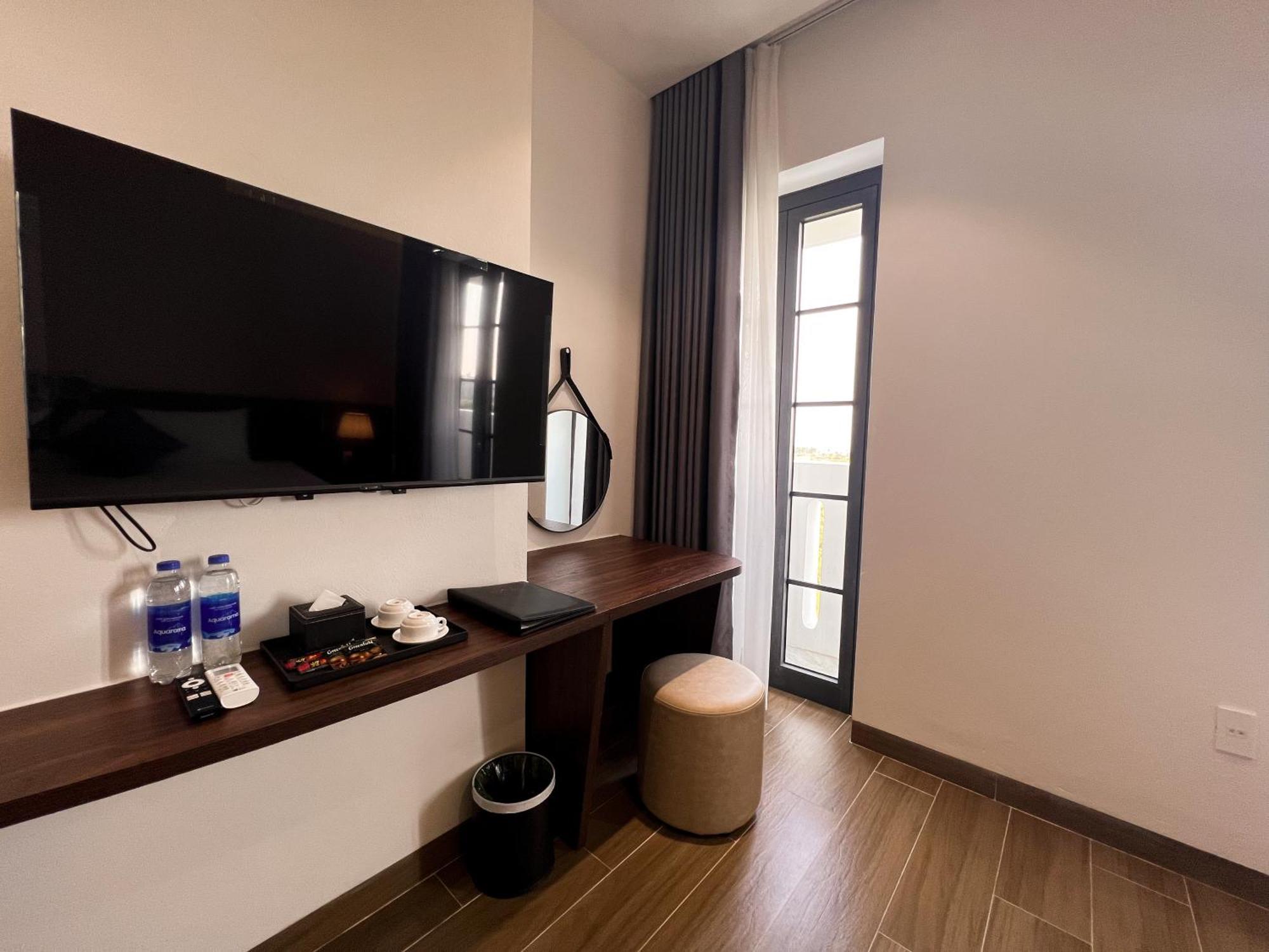 Elysinam Boutique Hotel Ha Long Quarto foto